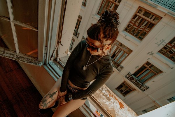 Transforming UK Manufacturing: The Impact of Digital Twins on Performance Optimization